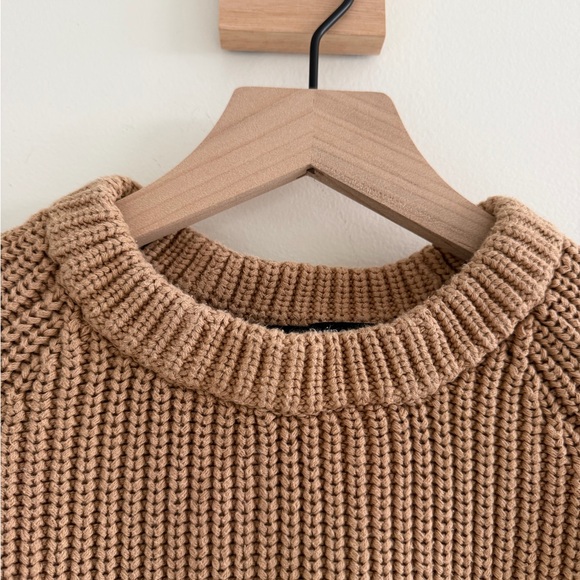 Quince Organic Cotton Chunky Knit Sweater – Camel - Picture 5 of 6